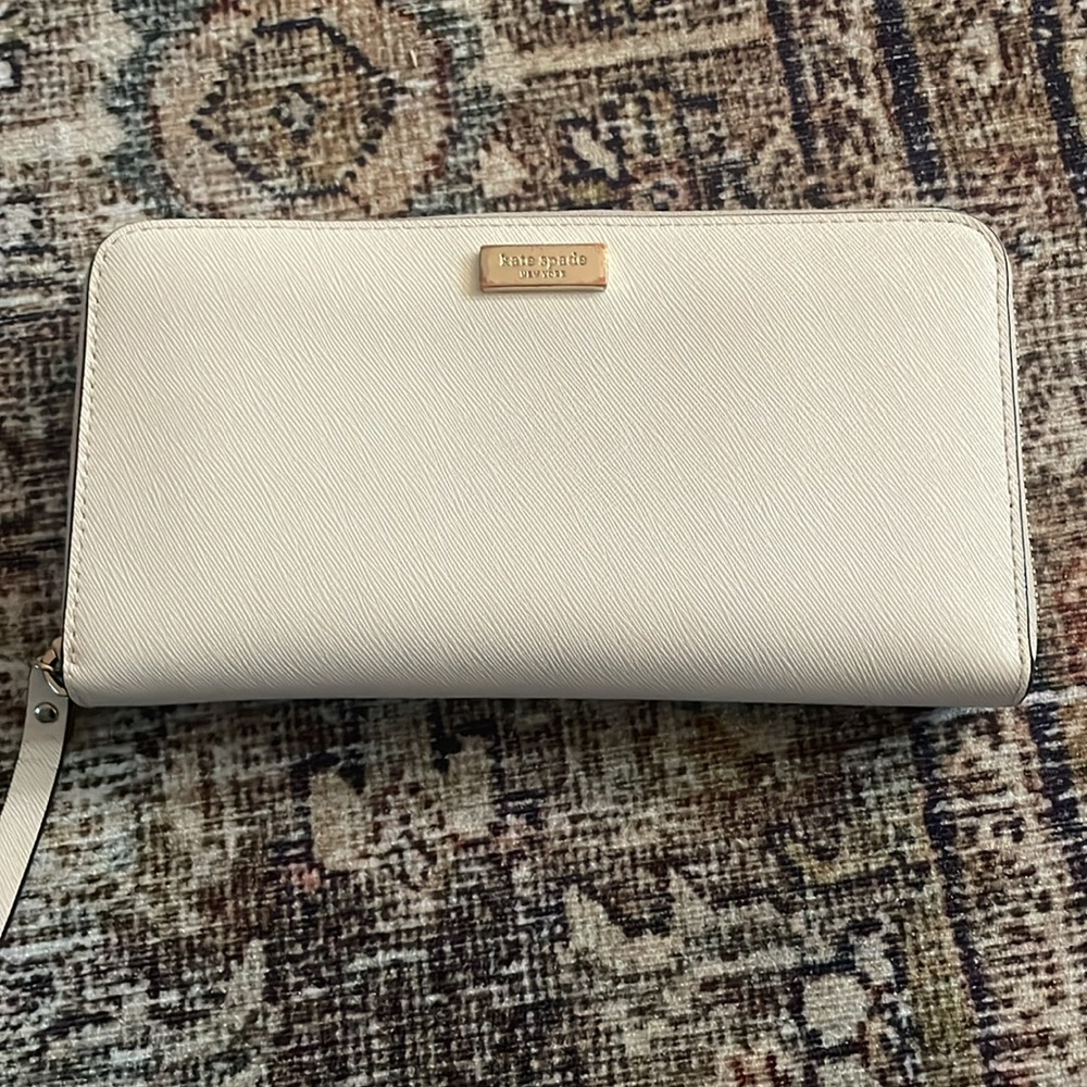 Kate Spade CreamLeather Wallet